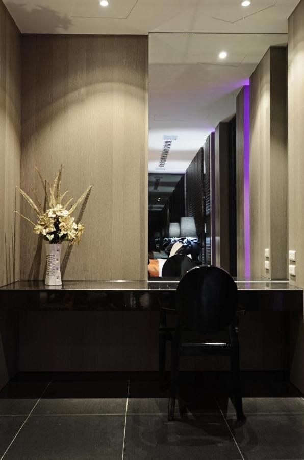 M Hotel Caotun Bagian luar foto