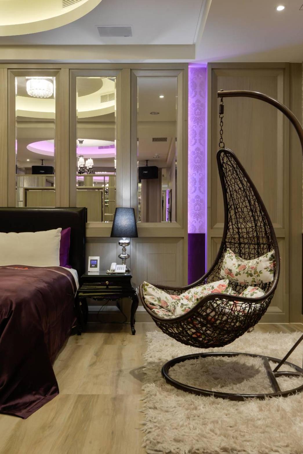 M Hotel Caotun Bagian luar foto