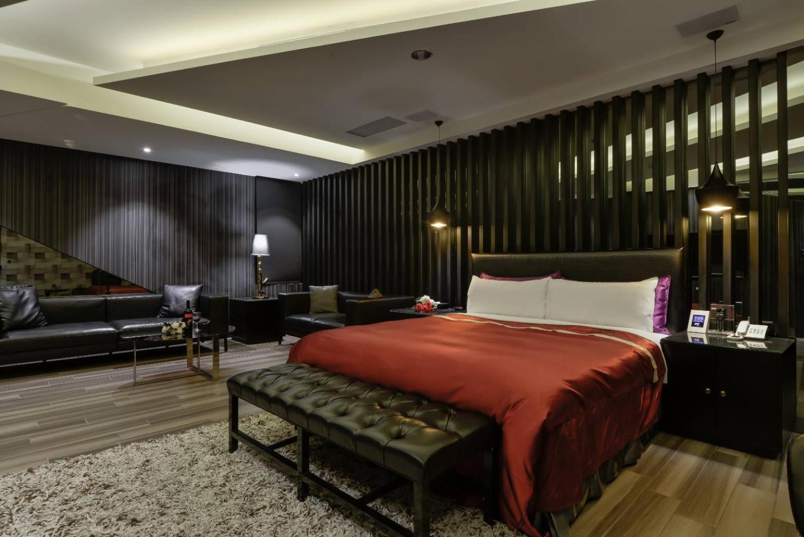 M Hotel Caotun Bagian luar foto