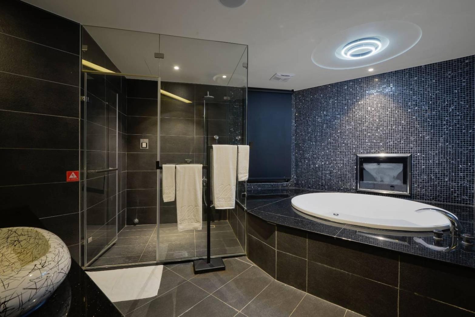 M Hotel Caotun Ruang foto