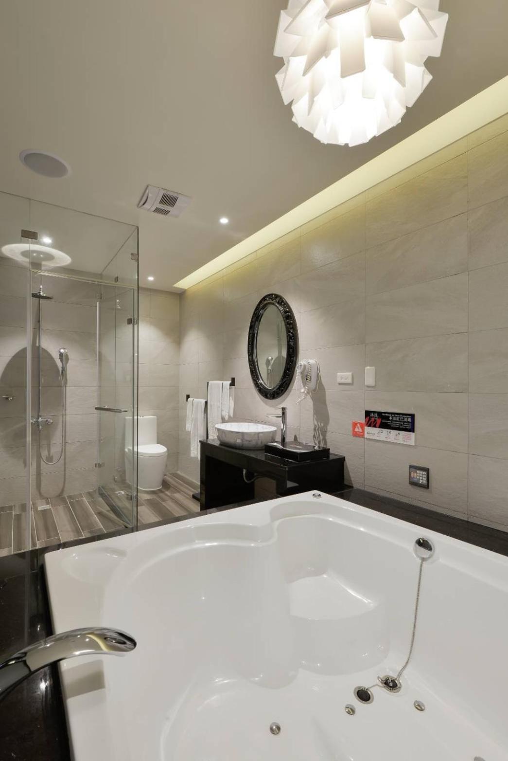 M Hotel Caotun Ruang foto